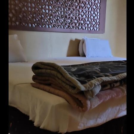 Hotel Malhotra Palace Ujjain Luaran gambar
