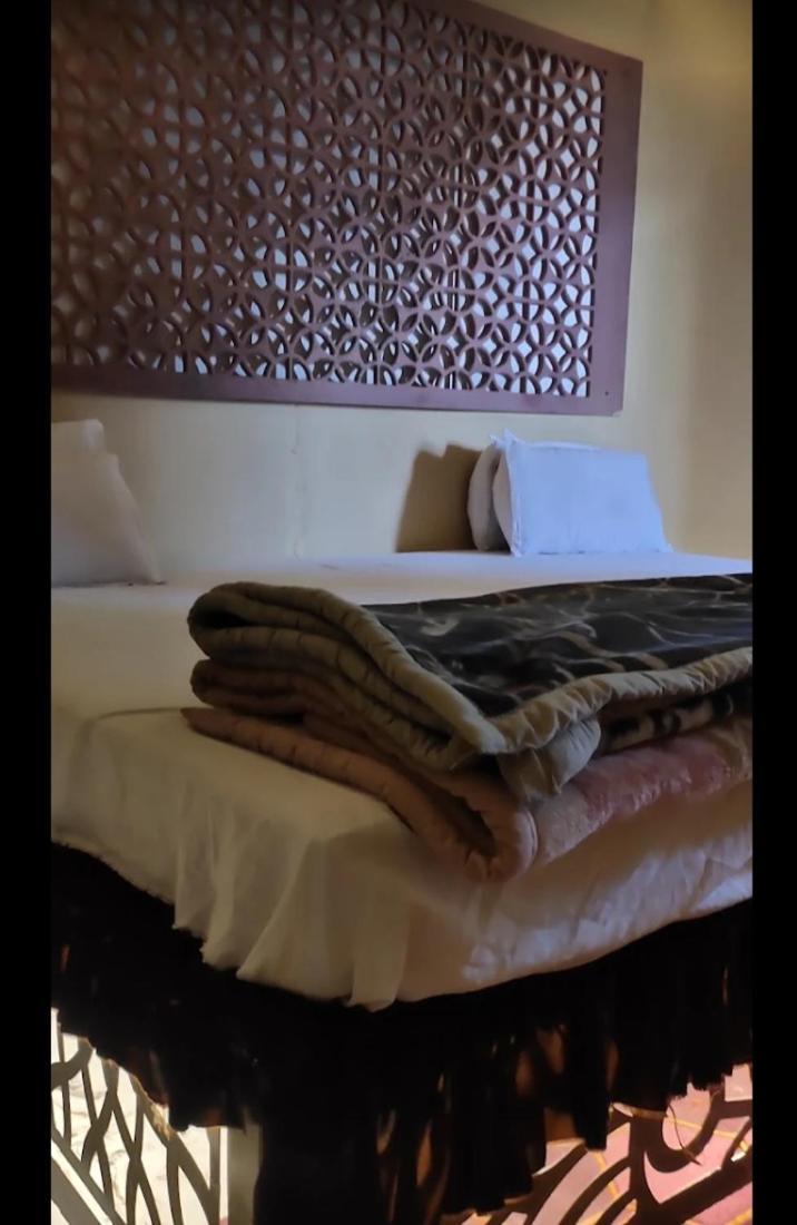Hotel Malhotra Palace Ujjain Luaran gambar